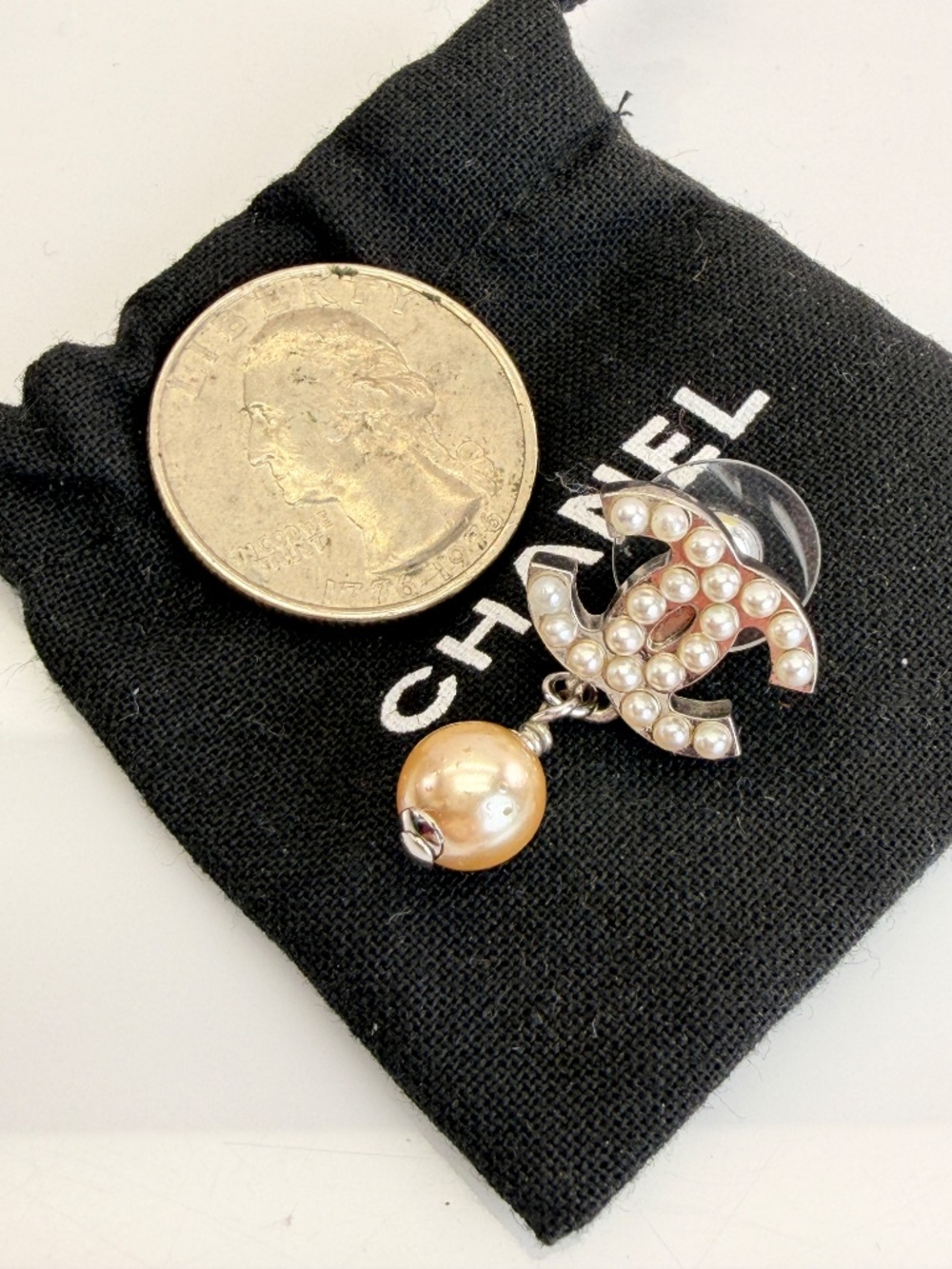 Chanel Pearl CC Drop Earrings - Picture 13 of 13
